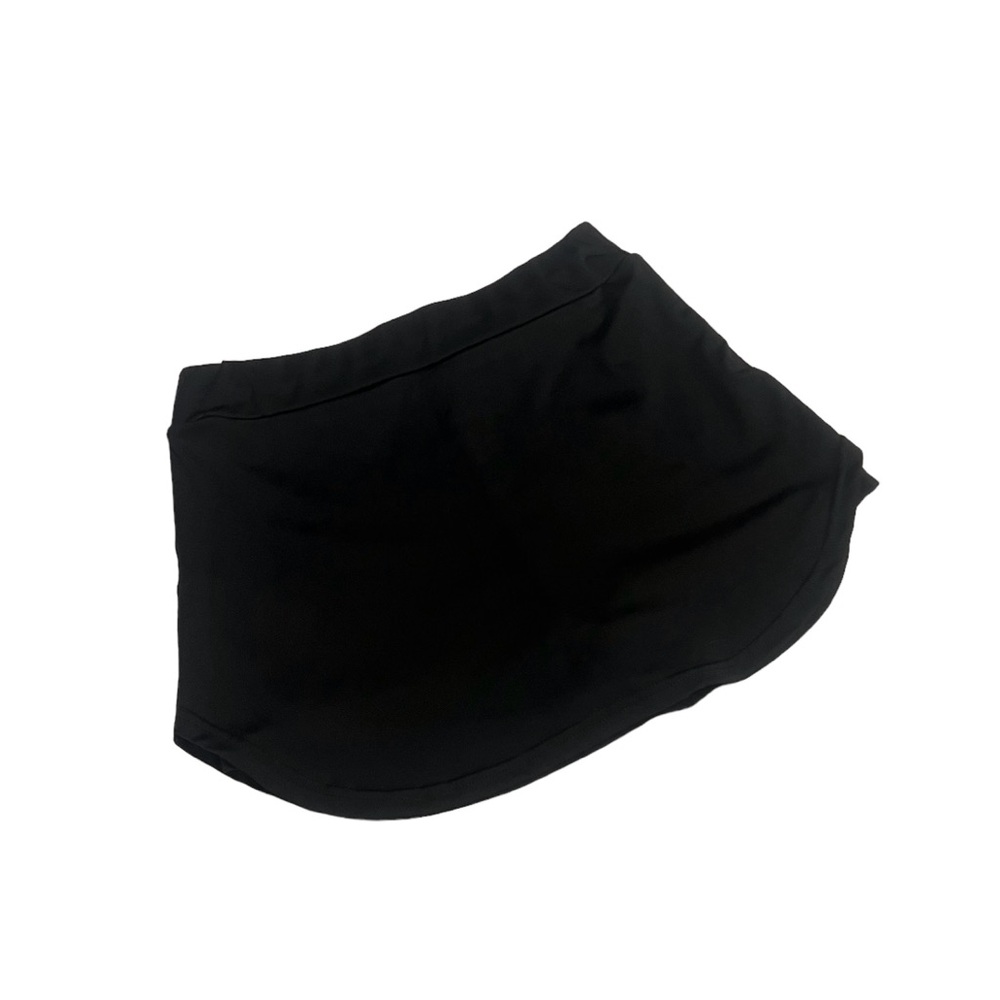 Black athletic skirt